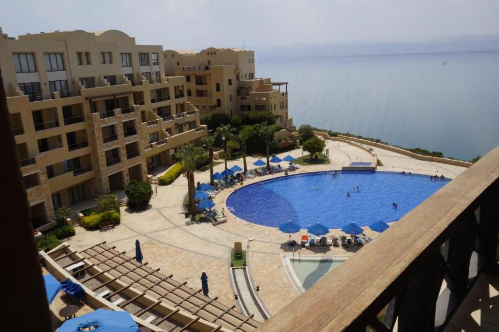 Spacious Apartments With Sea View At Samarah Resort Sweimeh Zewnętrze zdjęcie
