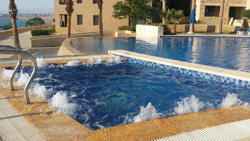 Spacious Apartments With Sea View At Samarah Resort Sweimeh Zewnętrze zdjęcie
