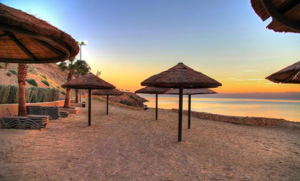 Spacious Apartments With Sea View At Samarah Resort Sweimeh Zewnętrze zdjęcie