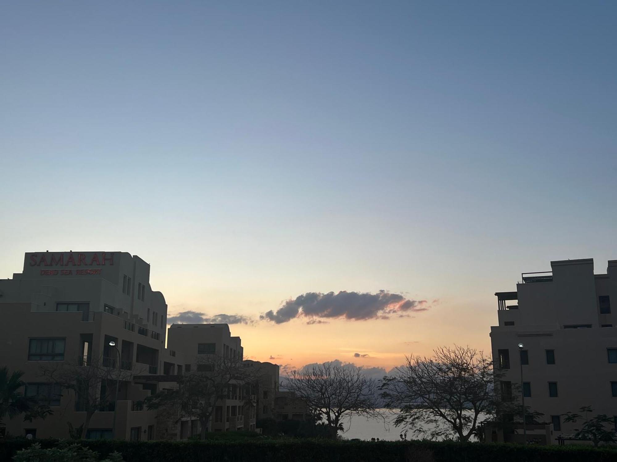 Spacious Apartments With Sea View At Samarah Resort Sweimeh Zewnętrze zdjęcie